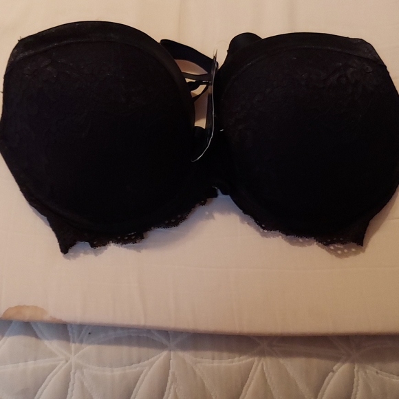 New bra - Picture 3 of 6